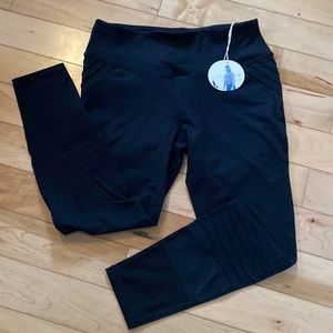 BNWT Amazing black tights